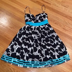 Spring Black and White Cotton Dress